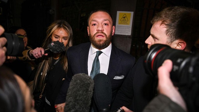 Conor McGregor Hadiri Pelantikan Trump, Klaim Siap Jadi Presiden Irlandia